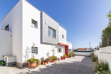 Casa o chalet 3 Habitaciones en Silveira