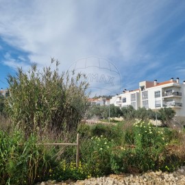 Terreno em Alverca do Ribatejo e Sobralinho