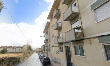 Apartment 2 Bedrooms in Alverca do Ribatejo e Sobralinho