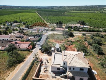 Maison 5 Chambres à Alcantarilha e Pêra