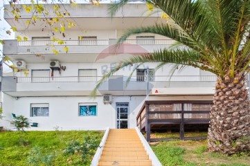 Apartment 3 Bedrooms in Moncarapacho e Fuseta