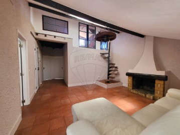 Apartment 1 Bedroom in Almada, Cova da Piedade, Pragal e Cacilhas