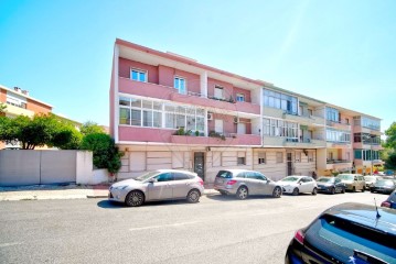 Apartment 2 Bedrooms in Oeiras e São Julião da Barra, Paço de Arcos e Caxias