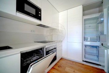 Apartamento 1 Quarto em Algés, Linda-a-Velha e Cruz Quebrada-Dafundo