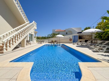 Vila- 4 bedrooms en suite with pool, Carvoeiro