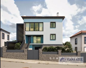 Vianaazul - Apartamento T1+1 de luxo 2º andar dupl