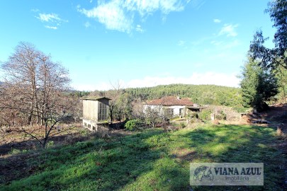 Vianaazul - Petite ferme avec maison en pierre pou