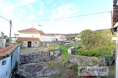 Vianaazul - Petite ferme avec maison en pierre à r