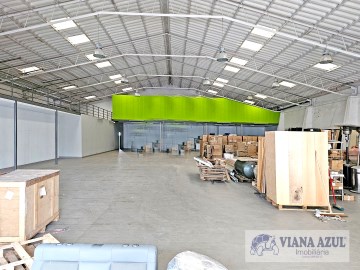 Vianaazul - Warehouse with 1461 m2 c0m divisions, 