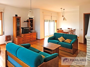 Vianaazul - Apartamento de 2 dormitorios con garaj