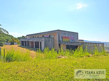 Vianaazul - Land with improvements in Vila Frescai