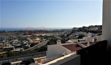 Comprar apartamento T2 em Albufeira com vista mar