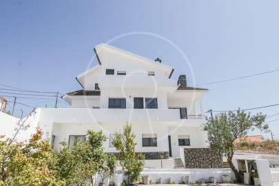 Villa individuelle avec vue sur la mer à Charneca 
