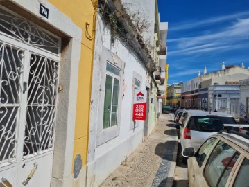 Casa Antiga c/projeto aprovado - Baixa de Faro