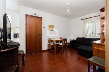 Apartment 2 Bedrooms in Malagueira e Horta das Figueiras
