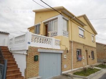 House 5 Bedrooms in Pedrosillo el Ralo