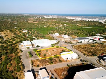 Lote Industrial 3595m2 -Parque Empresarial Tavira