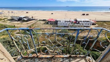 Prédio marginal Praia da Rocha (18)