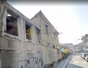 Casa o chalet 7 Habitaciones en Gondomar (São Cosme), Valbom e Jovim