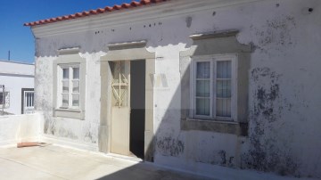 House 4 Bedrooms in São Brás de Alportel