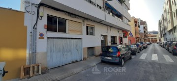 Commercial premises in Carinyena