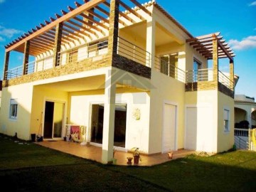 House V3 for sale in Vale de França in Portimão