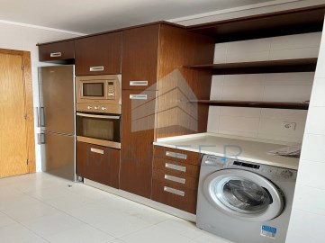 Apartamento 4 Quartos em Carcavelos e Parede