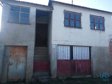 Maison 2 Chambres à Vila Facaia