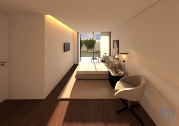 Apartment 3 Bedrooms in Matosinhos e Leça da Palmeira