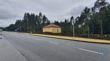 Land in Vila de Cucujães