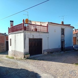Maison 3 Chambres à Brunhozinho, Castanheira e Sanhoane
