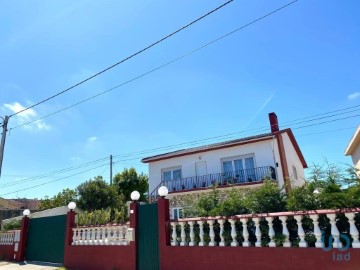 Quintas e casas rústicas 11 Quartos em Atouguia da Baleia