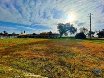 Moradia  em Monte Redondo e Carreira