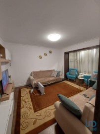 Apartamento 3 Quartos em Rio de Mouro