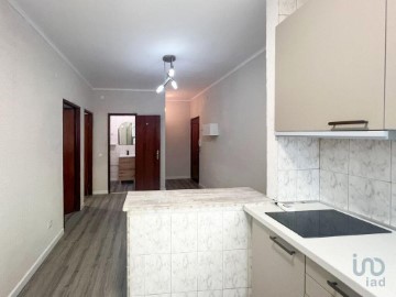 Apartment 2 Bedrooms in Mafamude e Vilar do Paraíso