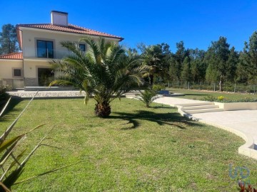 House 6 Bedrooms in Mouronho