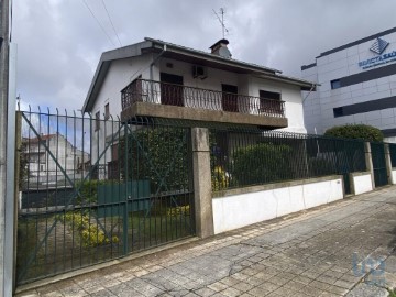 House 6 Bedrooms in Paranhos