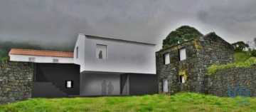 House  in Ribeiras