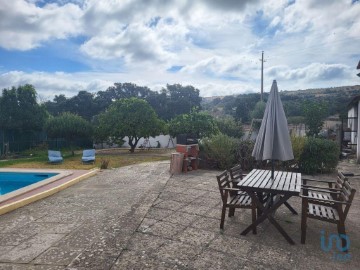 House 5 Bedrooms in Quinta do Anjo