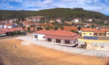 Maison 3 Chambres à Rio Maior