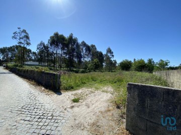 Terreno em Mazarefes e Vila Fria