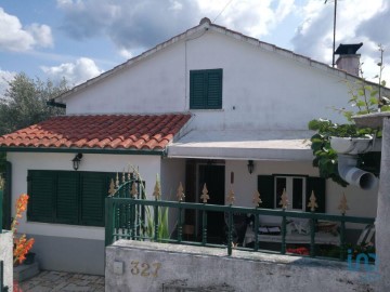 Maison 5 Chambres à Sertã