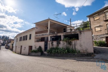 Maison 3 Chambres à Marmeleira