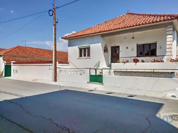 House 3 Bedrooms in Chancelaria