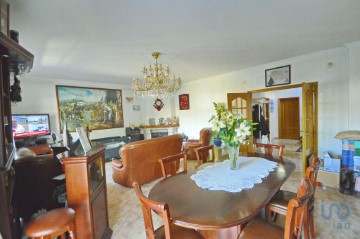 Maison 5 Chambres à Charneca de Caparica e Sobreda