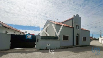 House 5 Bedrooms in Pardilhó