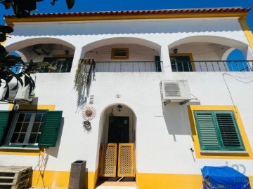 House 5 Bedrooms in Santa Vitória e Mombeja