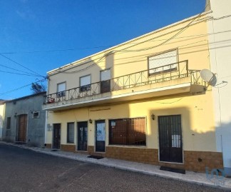 House 2 Bedrooms in Cadaval e Pêro Moniz