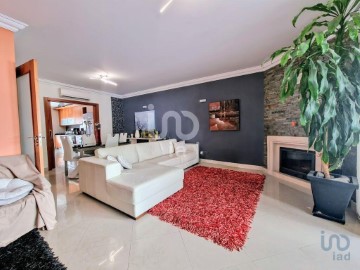 Apartment 3 Bedrooms in Tavira (Santa Maria e Santiago)