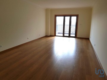 Apartment 3 Bedrooms in Olivais
